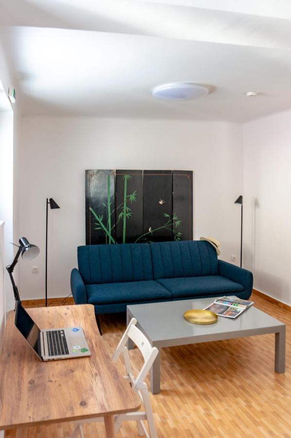 Dioskouros Hostel Атина Екстериор снимка