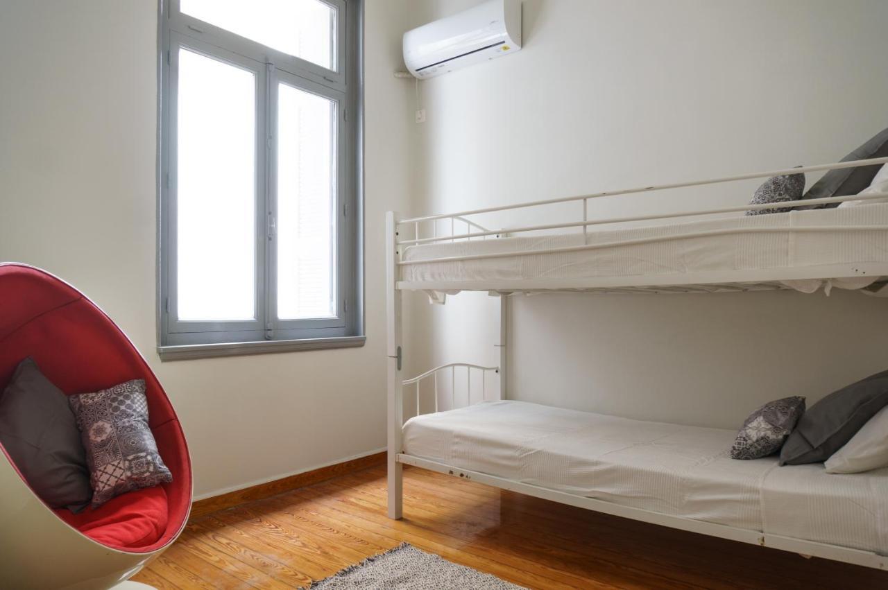 Dioskouros Hostel Атина Екстериор снимка