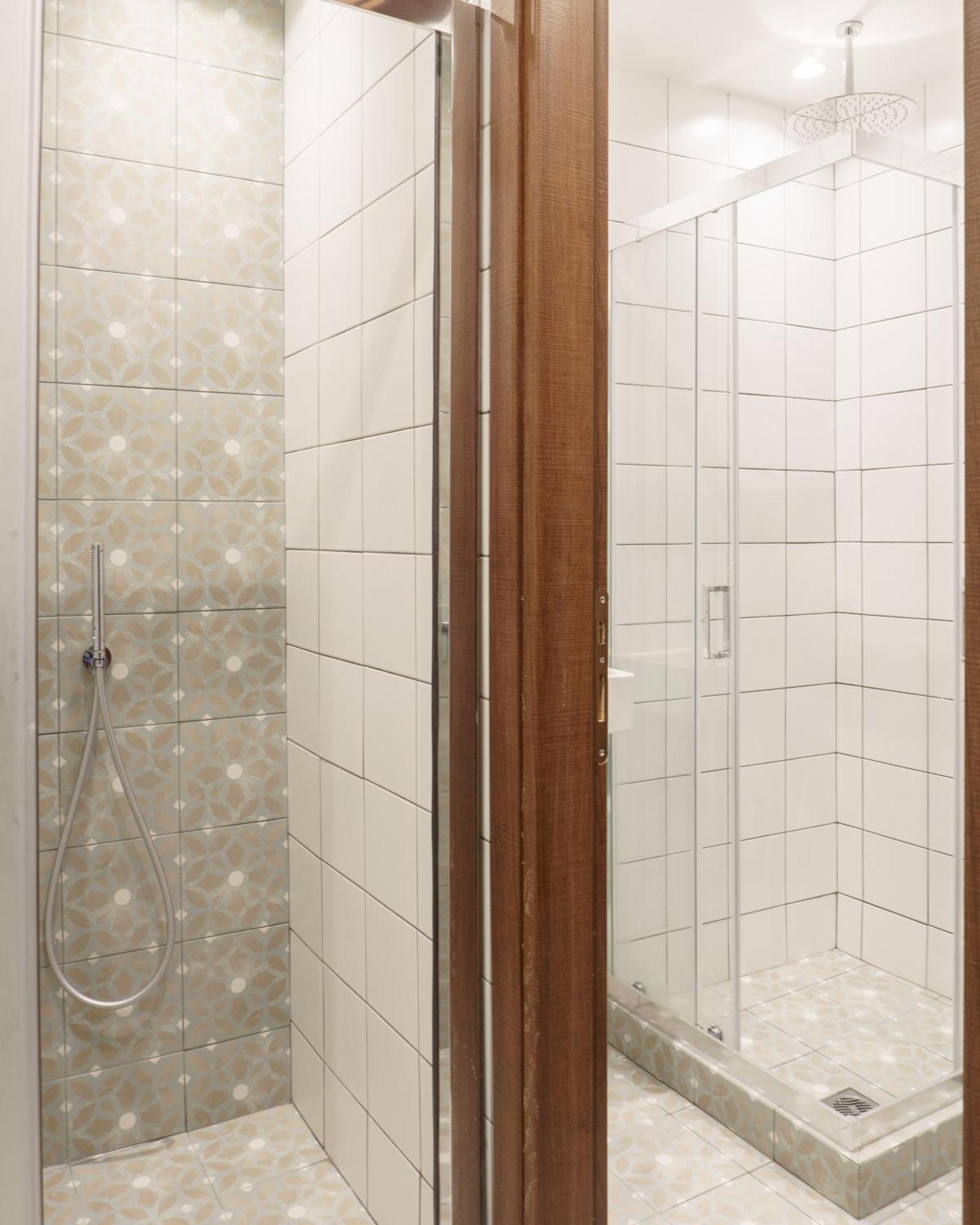 Dioskouros Hostel Атина Екстериор снимка